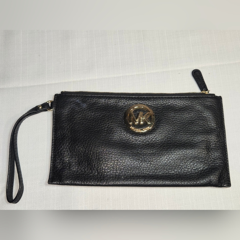 Michael Kors Jet Set Black Wristlet with Gold Logo Inner Card Pockets